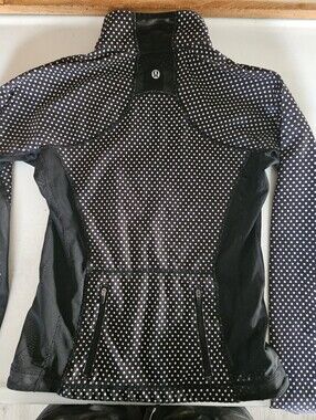 VTG Women's Lululemon "Forme" Polka-Dot Mesh Jacket